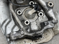 BMW / ALPINA B10 / Кулак поворотный