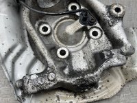 BMW / ALPINA B10 / Кулак поворотный