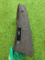 Audi / Q8 / Накладка стойки