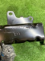 BMW / X5 / Кронштейн