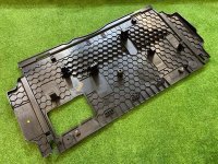 Audi / A6 / Накладка пола багажника