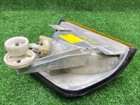 Mercedes-Benz / 190e / Поворотник