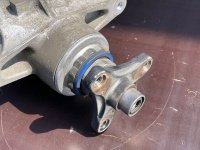 BMW / 7-Series / Редуктор