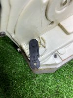 Audi / Q8 / Замок двери