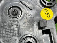 Audi / Q8 / Кронштейн ручки открытия капота