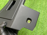 Audi / A6 / Накладка на торпедо