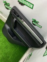 Volkswagen / Touareg / Обшивка двери