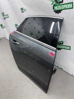 Audi / A6 / Дверь боковая