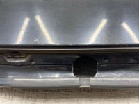 Mercedes-Benz / E-Class / Капот