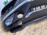 Volkswagen / Touareg / Бампер
