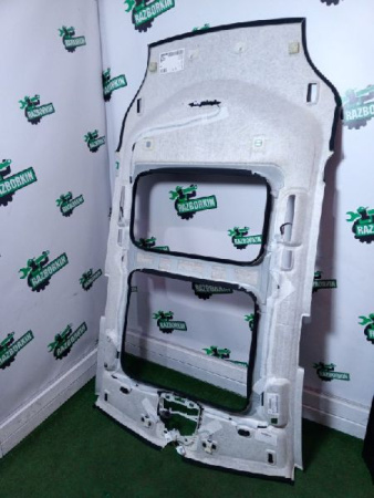 Mercedes-Benz / GLC 250d 4-matic / Обшивка потолка