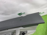 Audi / Q7 / Обшивка двери