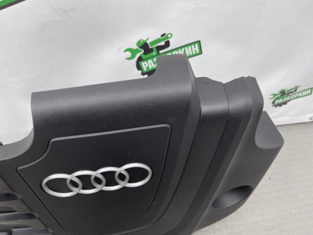 Audi / A6 / Декоративная крышка двигателя