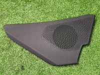 Audi / A6 / Накладка динамика