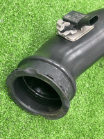 Audi / A6 / Патрубок интеркулера