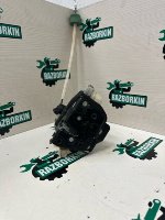 Audi / A6 / Замок двери