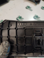 Audi / A5 / Накладка центральной консоли