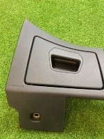 Audi / A6 / Накладка на торпедо