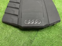 Audi / A6 / Декоративная крышка двигателя