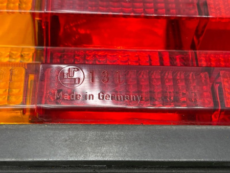 Mercedes-Benz / 190e / Фонарь задний