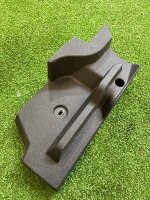 Volkswagen / Golf / Кронштейн багажного отделения