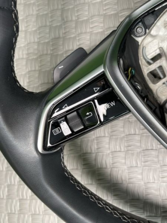 Audi / A6 / Руль