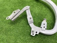 Audi / A6 / Петля крышки багажника