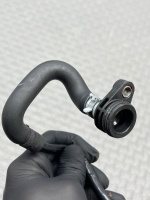 Audi / A4 / Трубка системы охлаждения