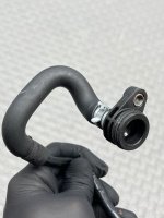 Audi / A4 / Трубка системы охлаждения