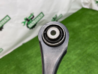 Audi / A4 / Рычаг подвески