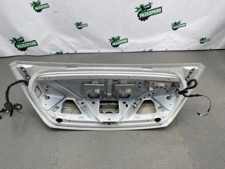 BMW / M6 / Крышка багажника