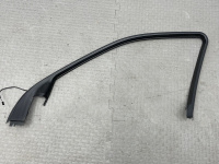 BMW / ALPINA B10 / Облицовка проема стекла двери