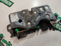 BMW / X1 / Замок багажника