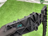 Audi / A6 / Направляющая бампера