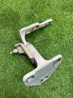 Land Rover / Range Rover / Петля крышки багажника