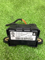 Volkswagen / Touareg / Датчик ускорения Volkswagen / Touareg / Датчик ускорения