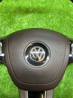 Volkswagen / Touareg / Руль