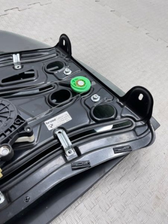 BMW / M6 / Стеклоподъемный механизм