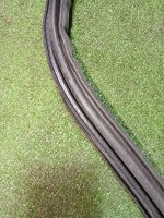 BMW / X3 / Уплотнитель двери