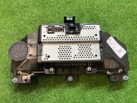 Volkswagen / Touareg / Панель приборов