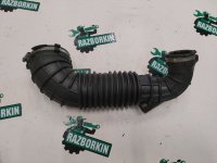 Audi / Q5 / Патрубок воздушного фильтра