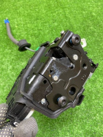 Audi / A5 / Замок двери