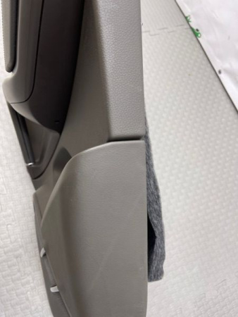 Porsche / Cayenne / Обшивка двери