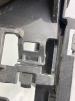 Audi / Q8 / Кронштейн бампера