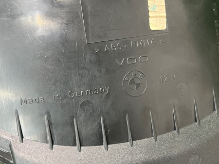 BMW / ALPINA B10 / Панель приборов