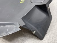 Volkswagen / Touareg / Подкрылок