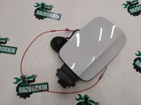 Audi / Q3 / Лючок топливного бака