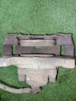 Audi / Q3 / Суппорт тормозной