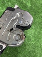 Porsche / Cayenne / Замок багажника