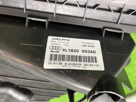 Audi / Q7 / Печка салона
